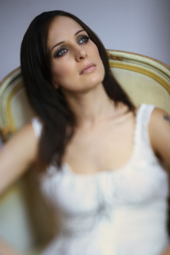 singer Chantal Kreviazuk