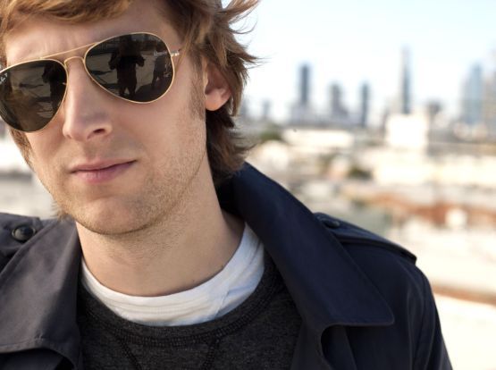 Eric Hutchinson wearing sunglasses