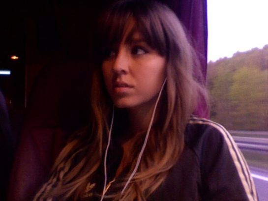 Esmee Denters on a bus