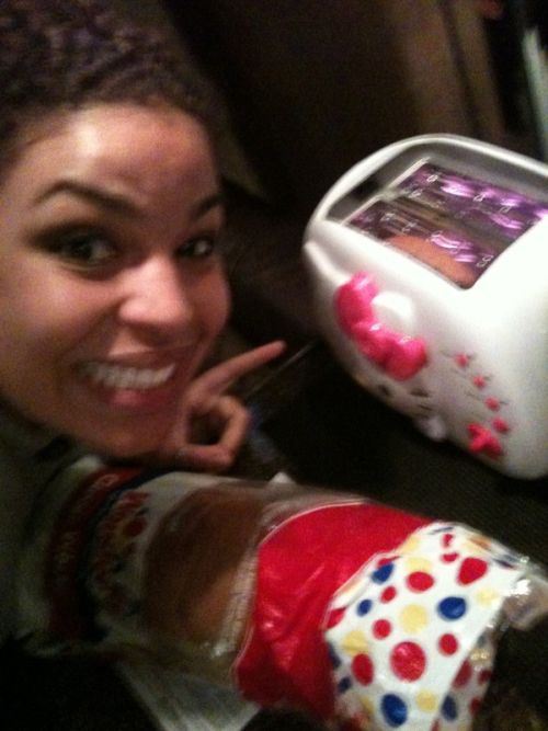 Jordin Sparks gets a Hello Kitty toaster