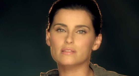 Nelly Furtado 'Night Is Young' music video