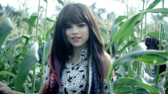 Selena Gomez & The Scene 'Hit The Lights'